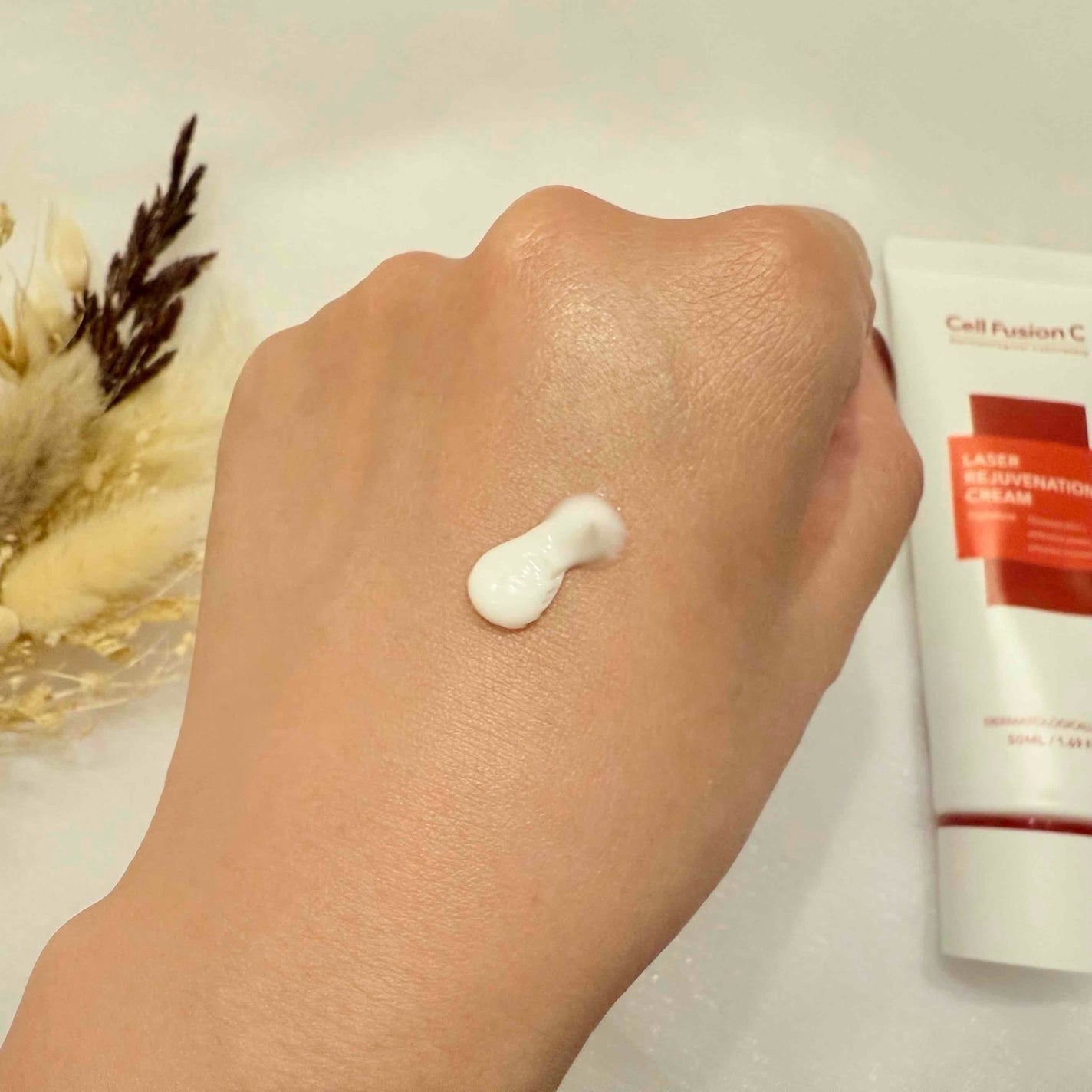 LASER REJUVENATION CREAM/Cell Fusion C(セルフュージョンシー)/フェイスクリームを使ったクチコミ(2枚目)