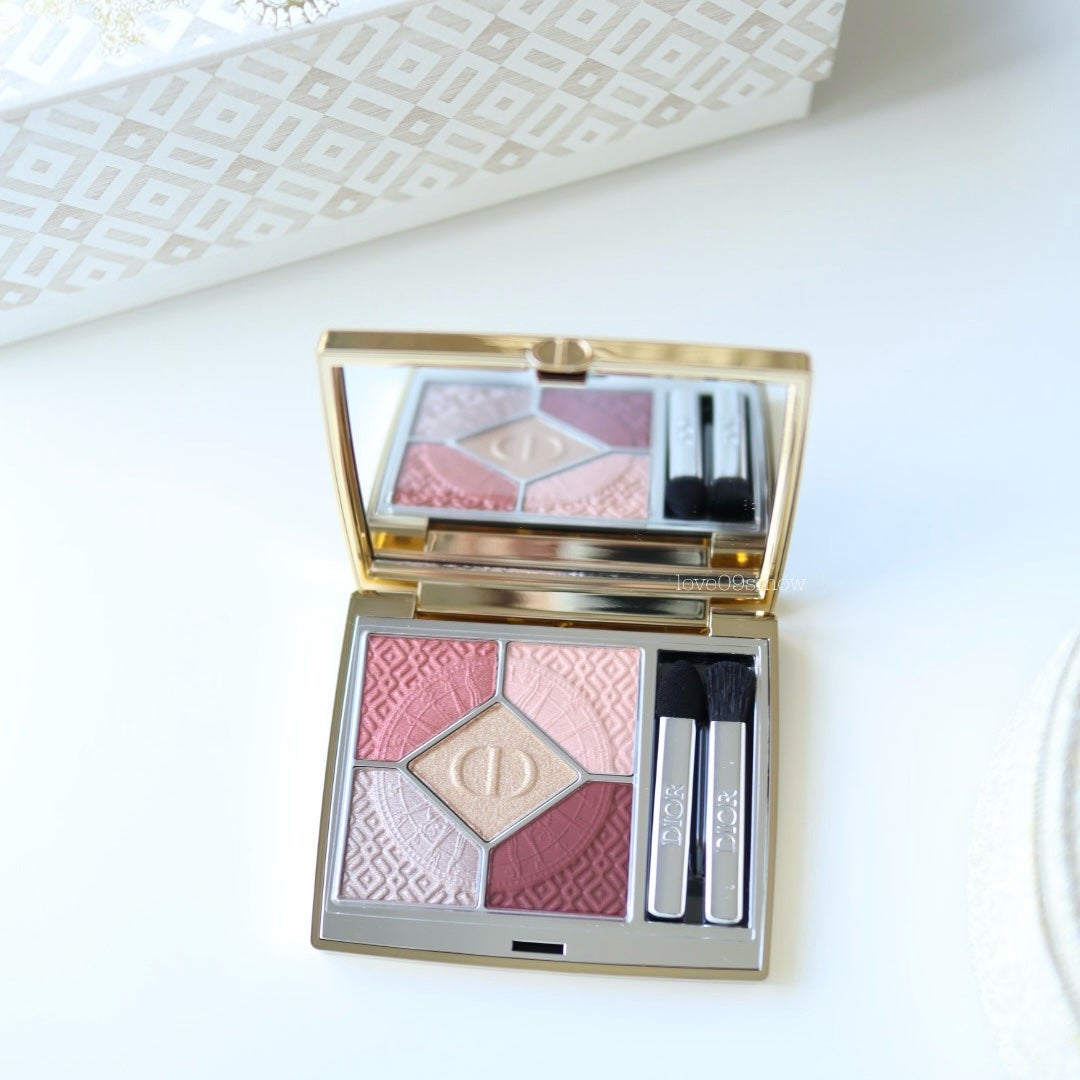 【旧】ディオールショウ サンク クルール(クリスマス コレクション 2024 限定品)/Dior/アイシャドウを使ったクチコミ(1枚目)