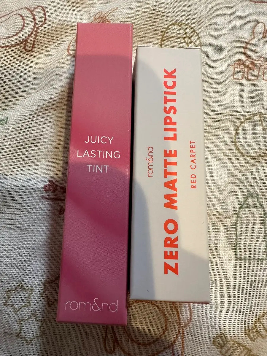 ジューシーラスティングティント 39 オッドグレープ(ODD GRAPE)/rom&nd/リップティントを使ったクチコミ（1枚目）