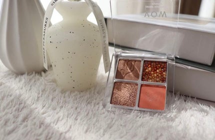 キャビアモイストタッチアイカラー /VOW/アイシャドウパレットを使ったクチコミ(1枚目)