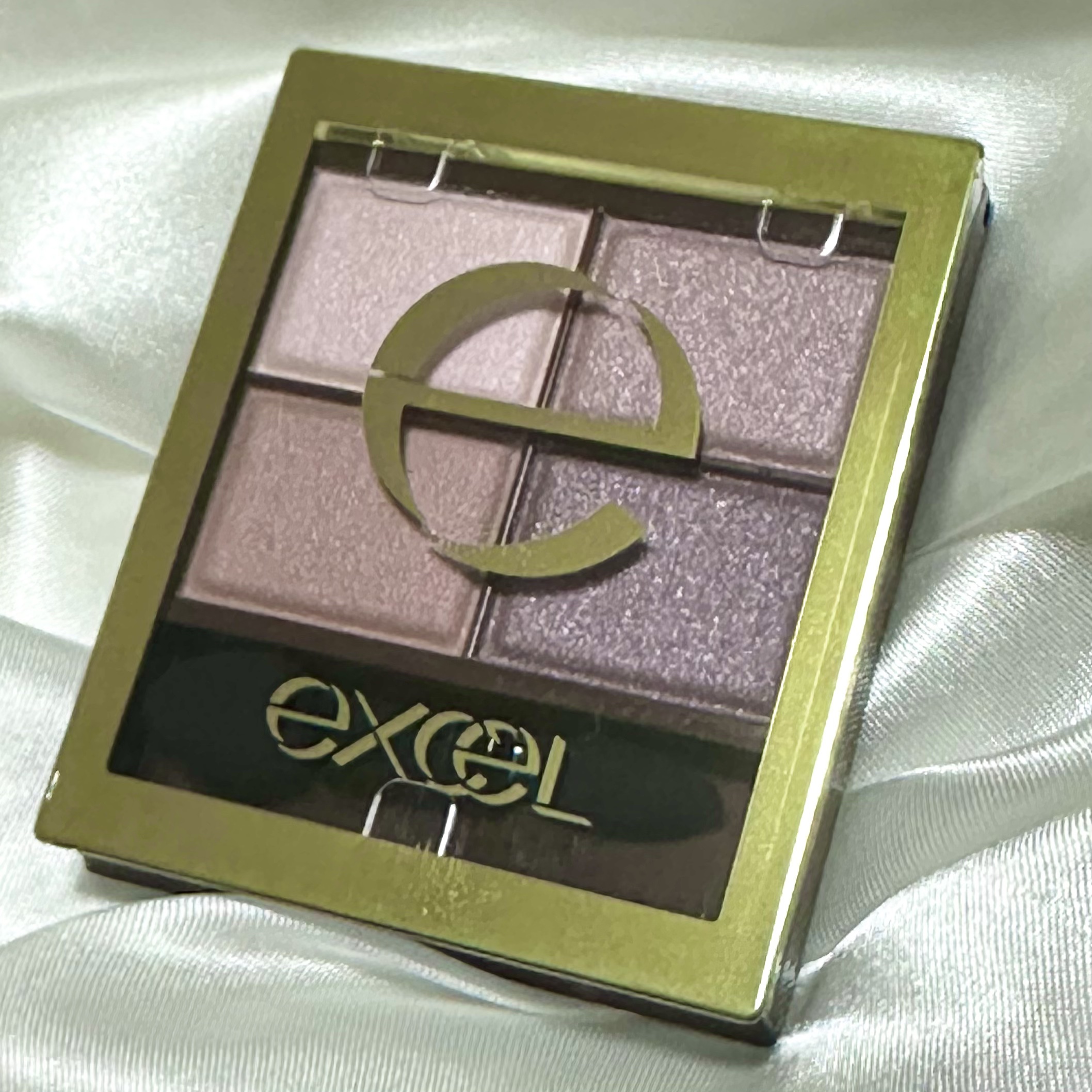 スキニーリッチシャドウ/excel/アイシャドウパレットを使ったクチコミ（2枚目）