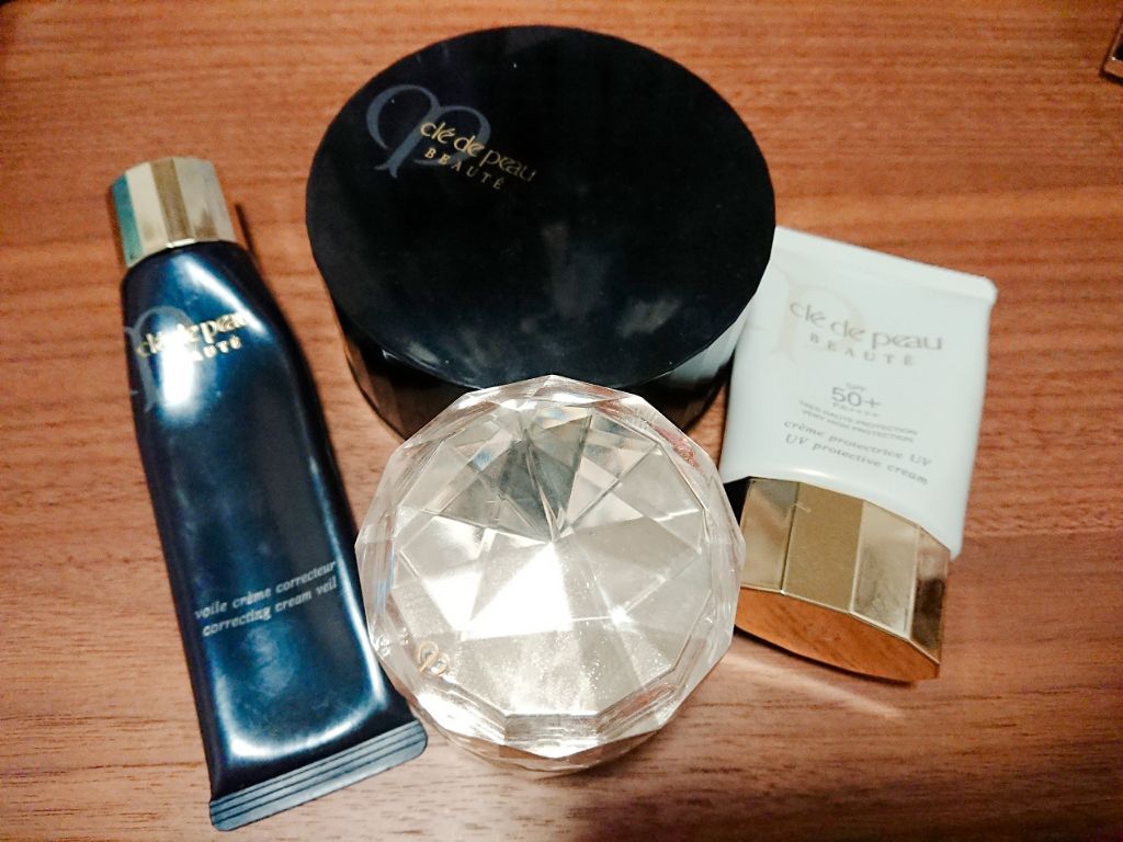 ル・フォンドゥタン オークル10/クレ・ド・ポー ボーテ/クリーム・エマルジョンファンデーションを使ったクチコミ（1枚目）