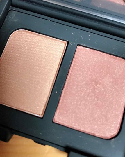 デュオアイシャドー/NARS/アイシャドウパレットを使ったクチコミ(2枚目)