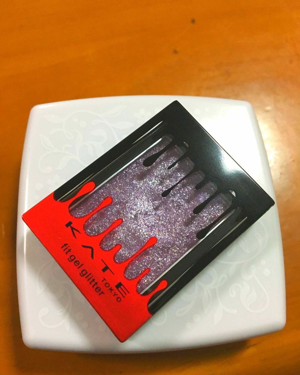 フィットジェルグリッター/KATE/ジェル・クリームアイシャドウを使ったクチコミ（1枚目）