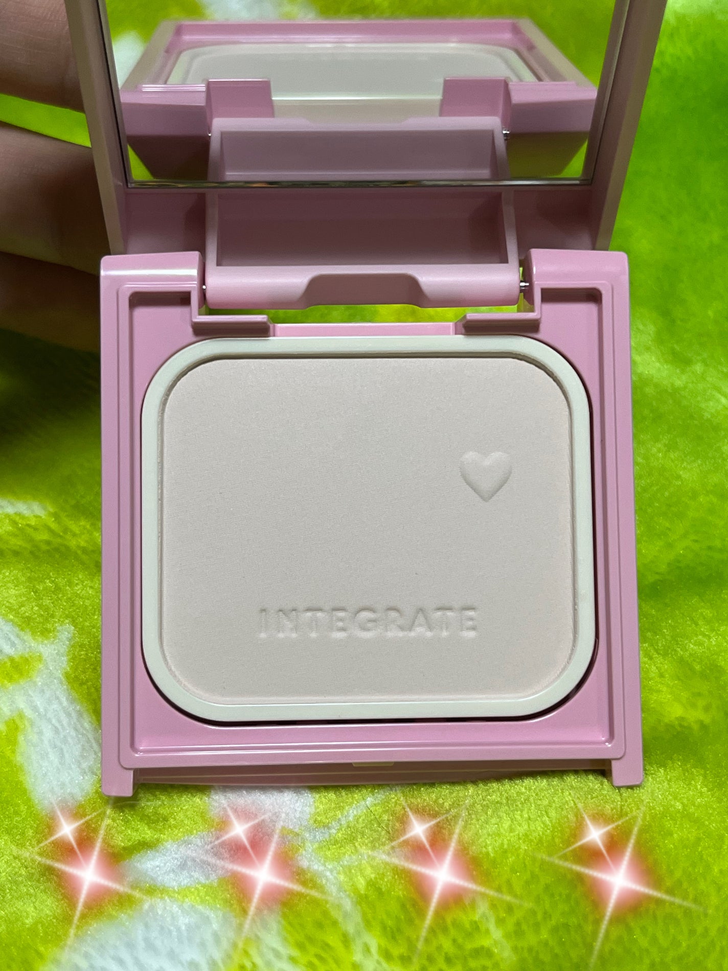 すっぴんメイカー トーンアップパウダーUV/インテグレート/プレストパウダーを使ったクチコミ(5枚目)