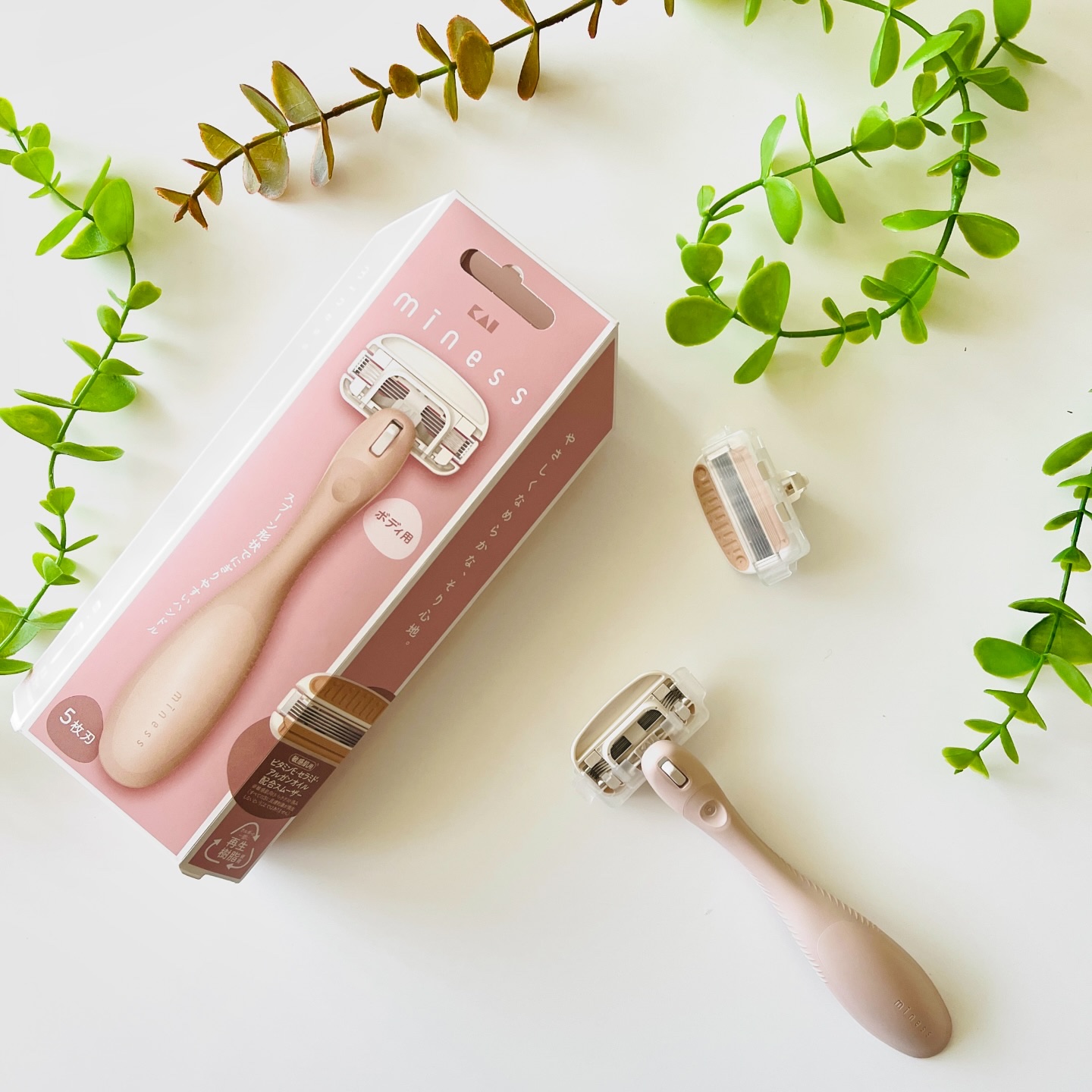 miness ボディ用カミソリ 替刃2個付/貝印/シェーバーを使ったクチコミ（3枚目）