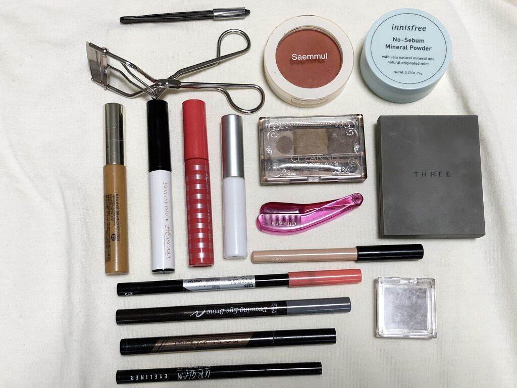 THREE シマリング グロー デュオ/THREE/クリームハイライトを使ったクチコミ（2枚目）