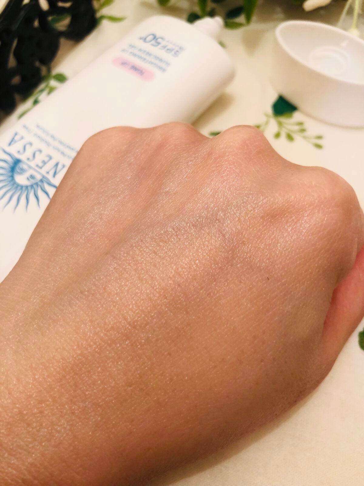 ブライトニングUV ジェル N/アネッサ/化粧下地を使ったクチコミ(5枚目)