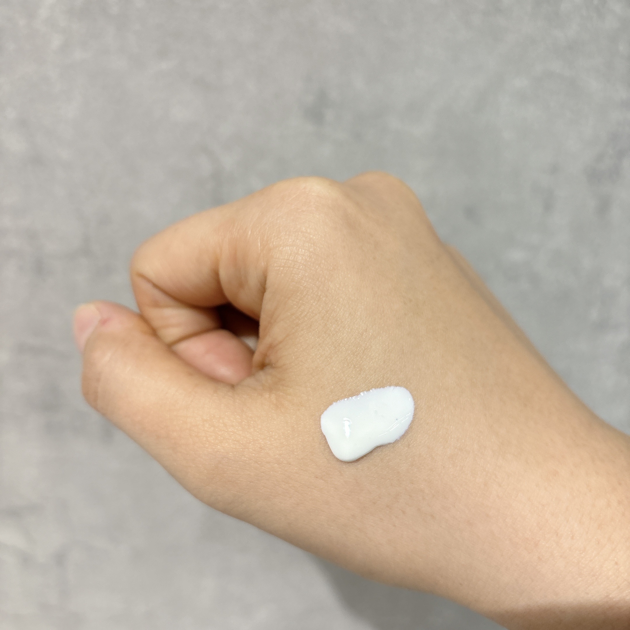 ミルキープロテクター　UV/アベンヌ/日焼け止めミルクを使ったクチコミ（3枚目）