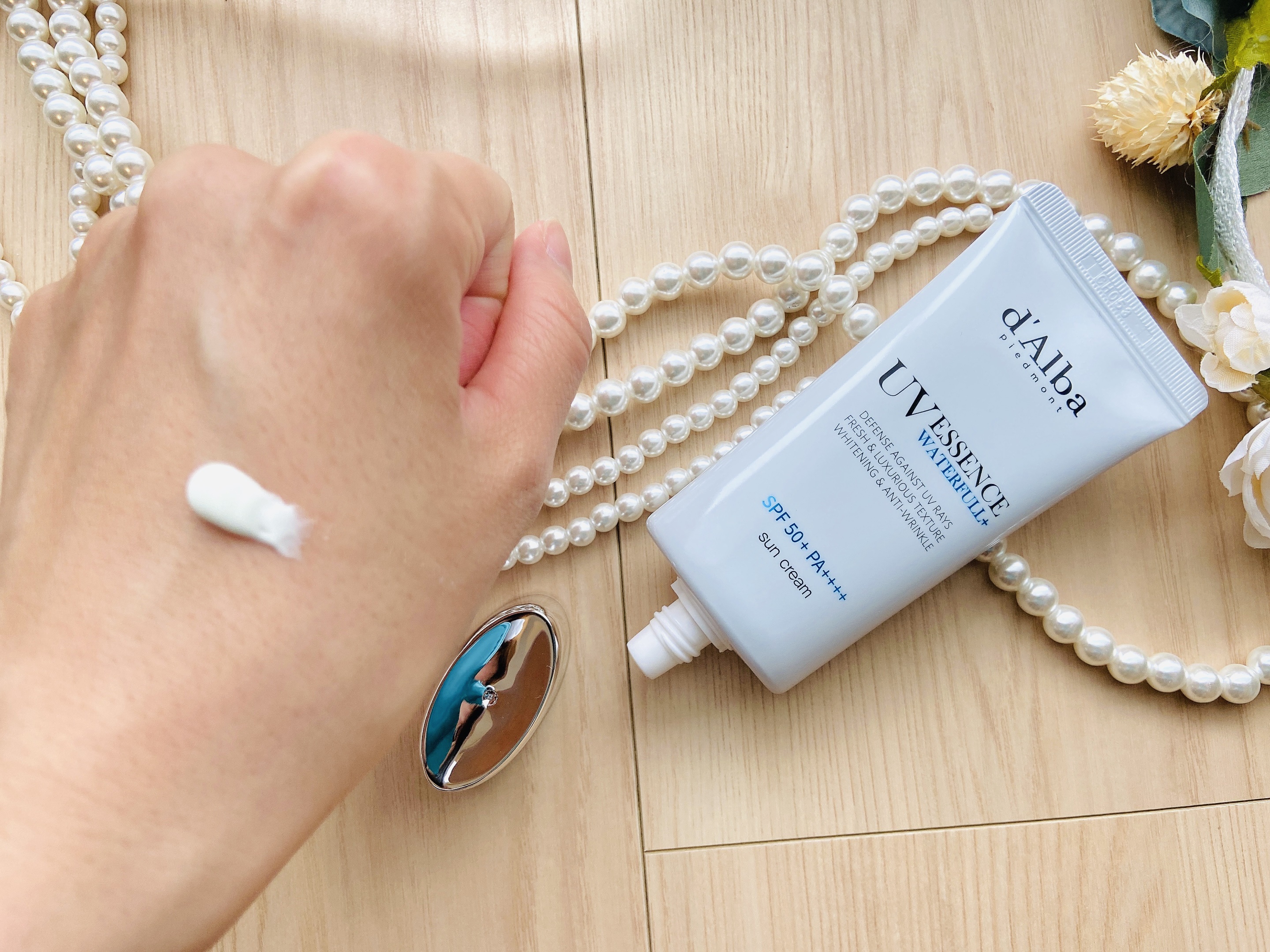 ウォータフルトーンアップサンクリーム/ダルバ/日焼け止めクリームを使ったクチコミ（3枚目）