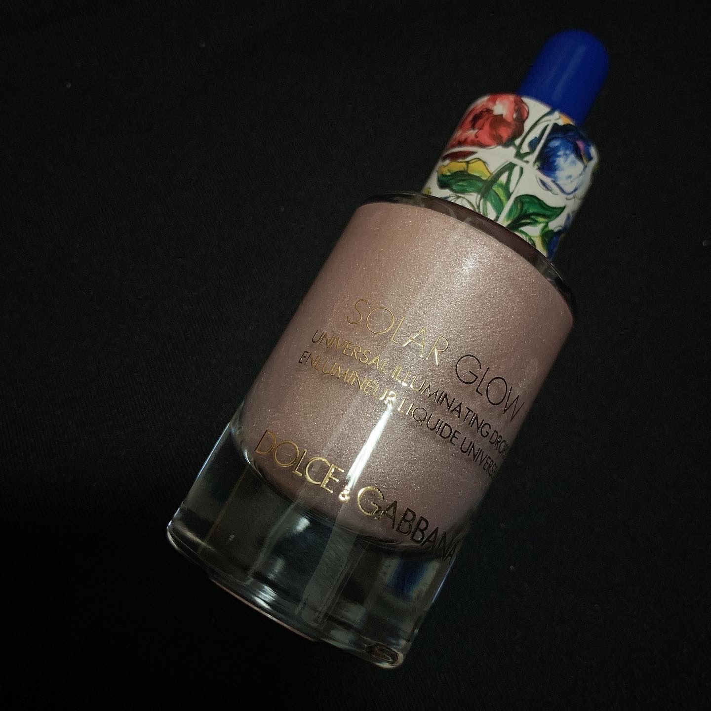 ソーラーグロウ ユニバーサル イルミネーティングドロップス/DOLCE&GABBANA BEAUTY/化粧下地を使ったクチコミ（1枚目）