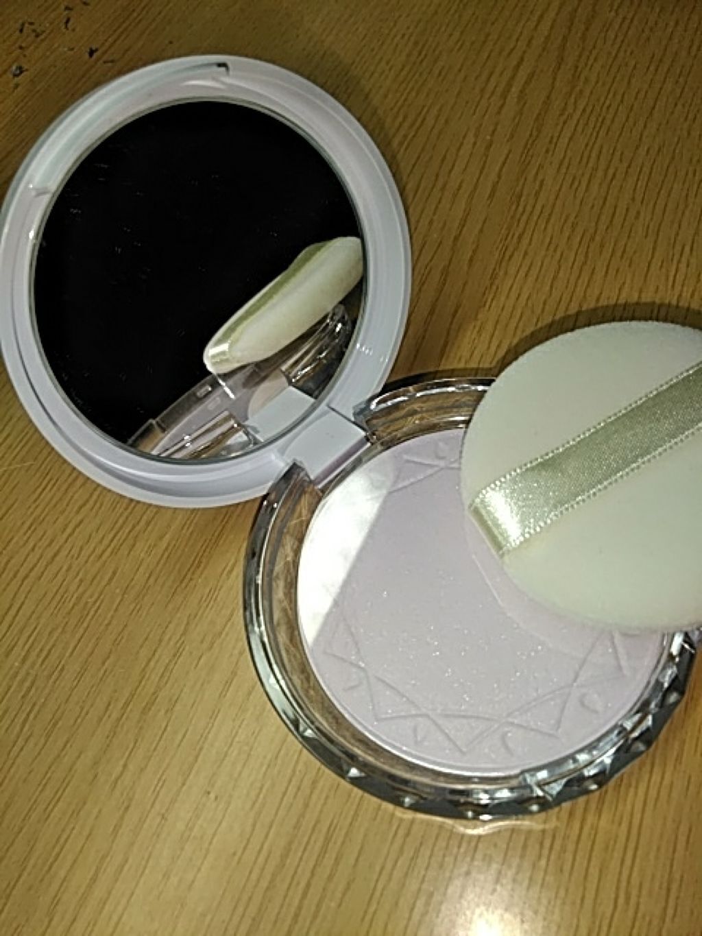 UVクリアフェイスパウダー/CEZANNE/プレストパウダーを使ったクチコミ(2枚目)