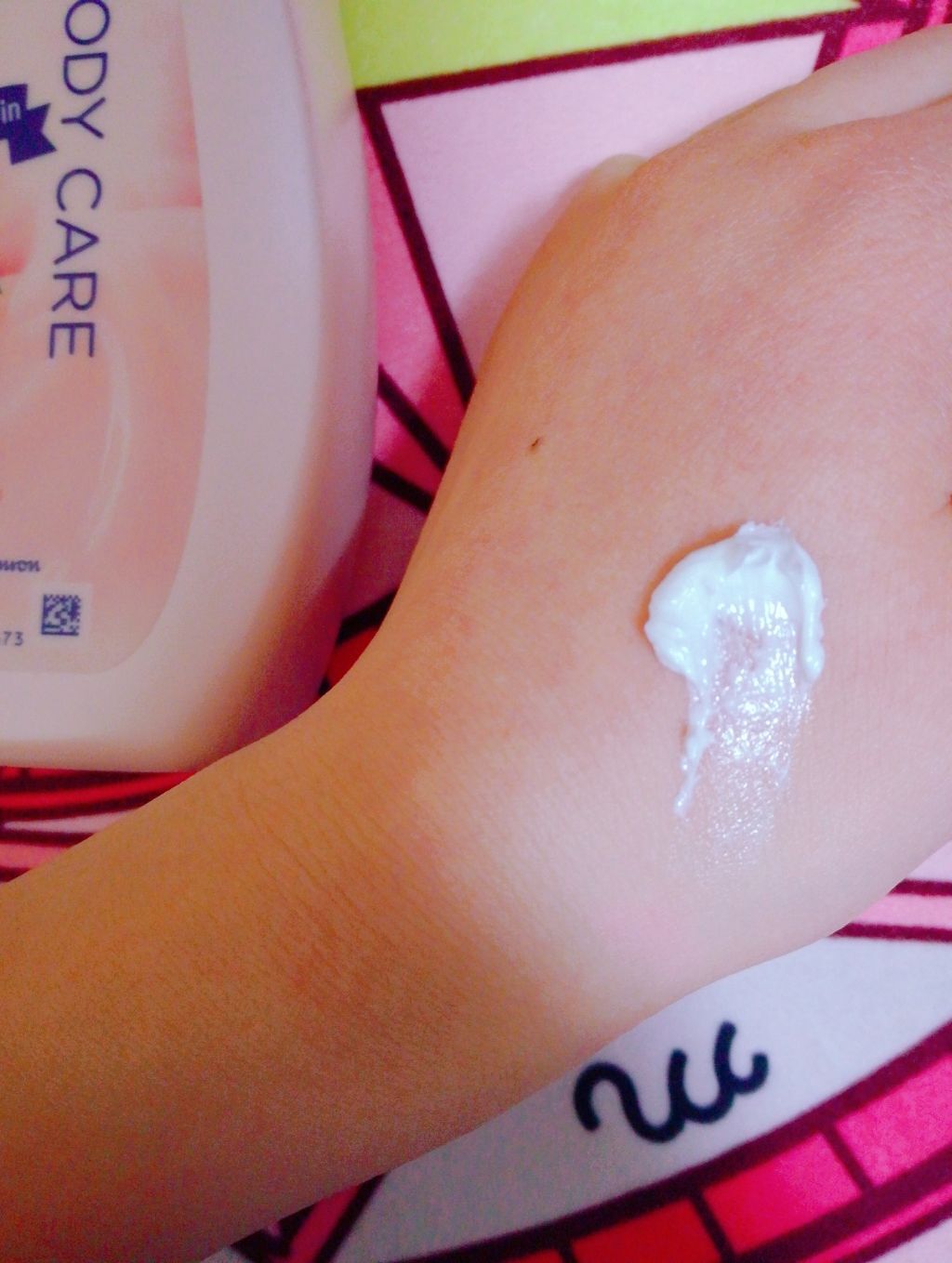 johnson's BODY CARE ラスティングモイスチャー スキンケアローション/Johnson & Johnson/ボディローションを使ったクチコミ（2枚目）