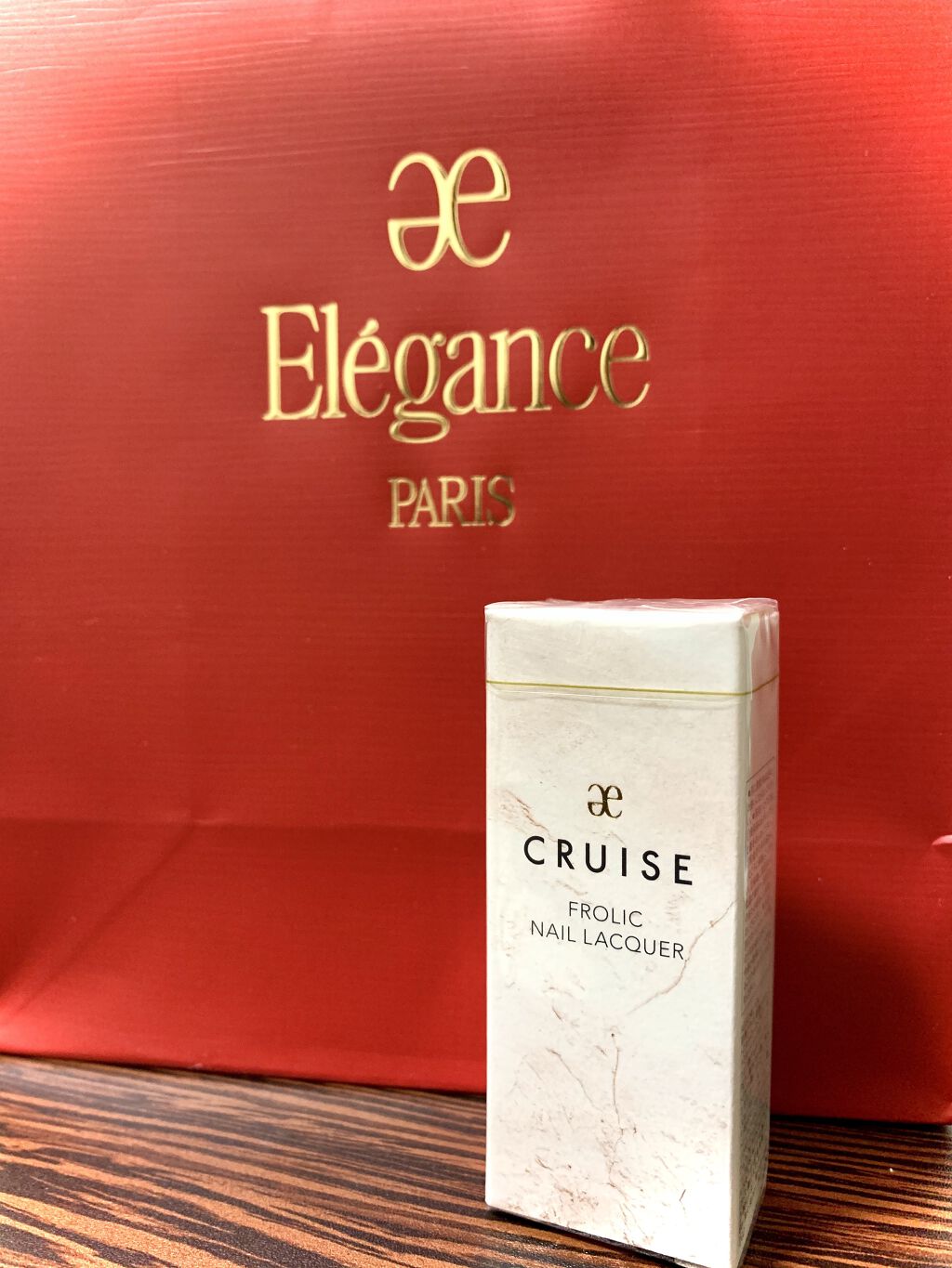 フローリックネイルラッカー/エレガンス クルーズ/マニキュアを使ったクチコミ（1枚目）