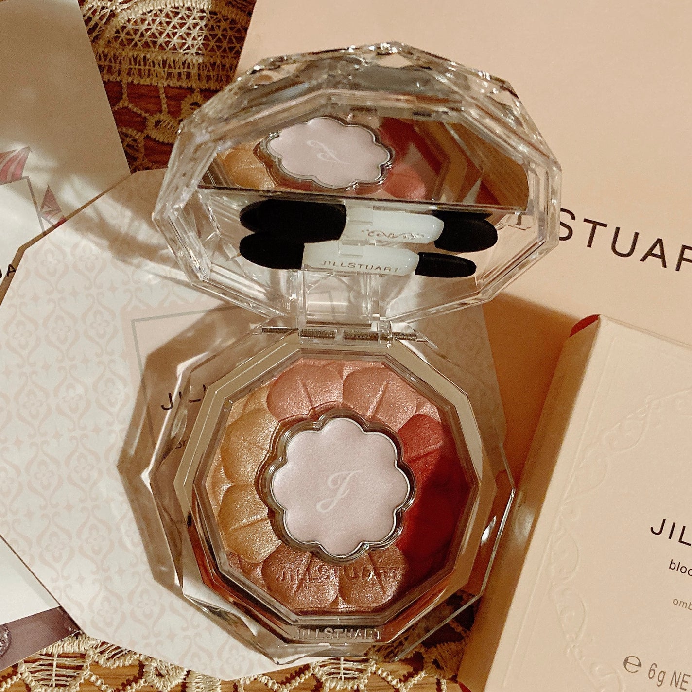 ジルスチュアート ブルームクチュール アイズ/JILL STUART/アイシャドウパレットを使ったクチコミ(2枚目)