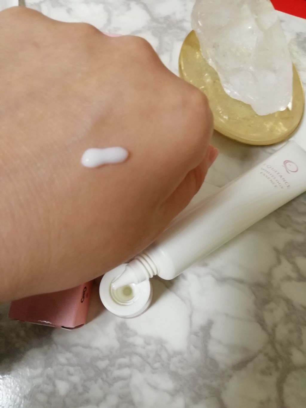 ホワイトロジー エッセンス/エクイタンス/美容液を使ったクチコミ（3枚目）