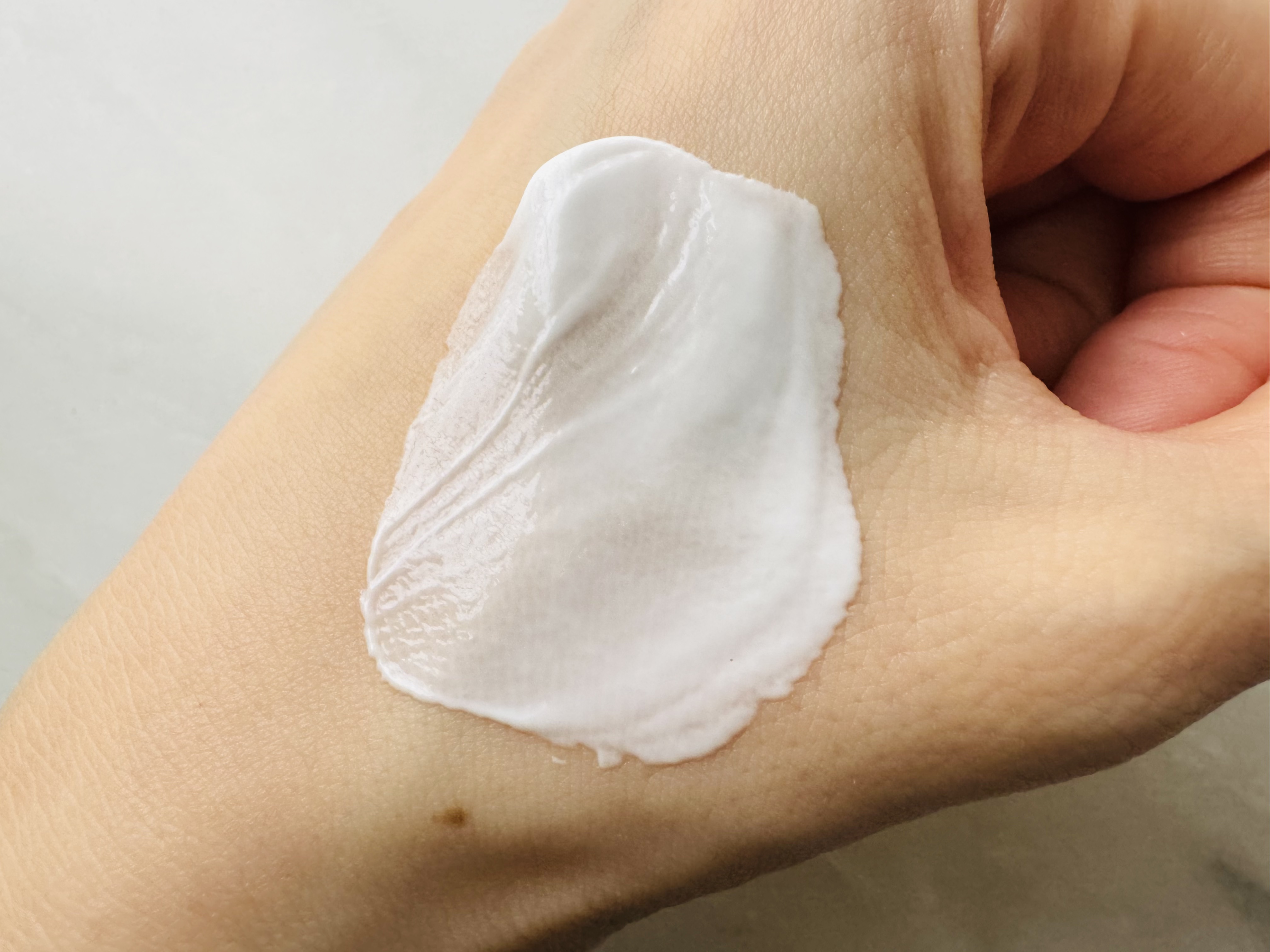 レッドスージングAIクリーム/PHYSIOGEL/フェイスオイルを使ったクチコミ（3枚目）