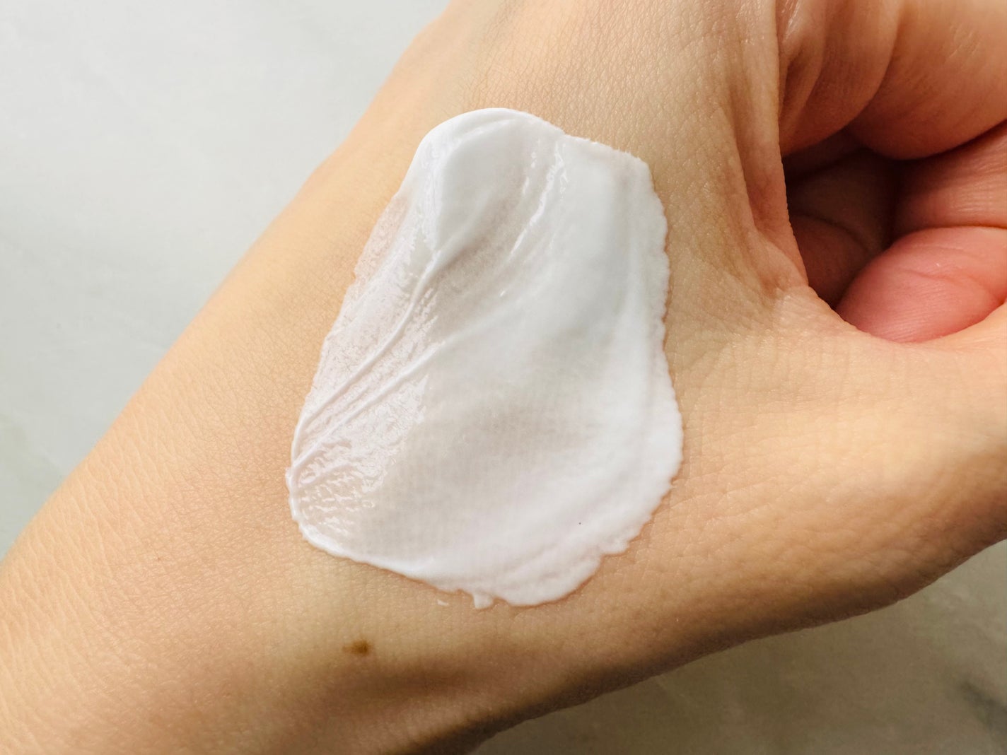 レッドスージングAIクリーム/PHYSIOGEL/フェイスオイルを使ったクチコミ(3枚目)