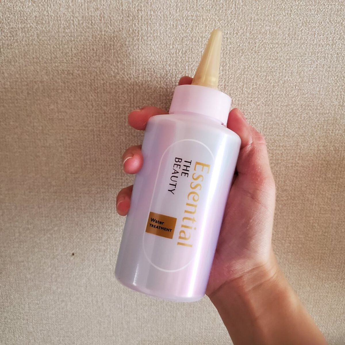 エッセンシャル プレミアム ウォータートリートメント EXスムース/エッセンシャル/アウトバストリートメントを使ったクチコミ（2枚目）