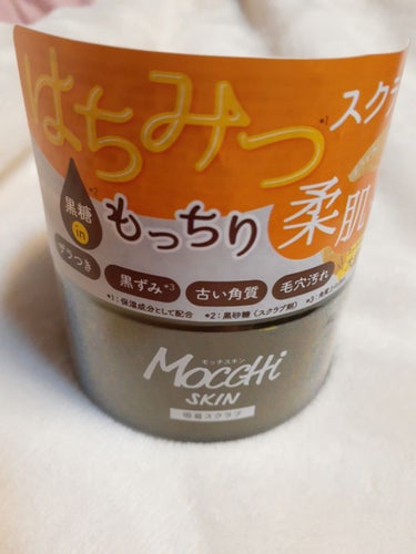 モッチスキン
スクラブ
はちみつ
柔肌❗
もっちり
岐阜県産はちみつ&沖縄県産黒糖使用

ざらつき、黒ずみ、古い角質、毛穴の汚れ
スッキリなめらか大掃除

濡れている顔に目と口をさけて全体に塗り、気にな