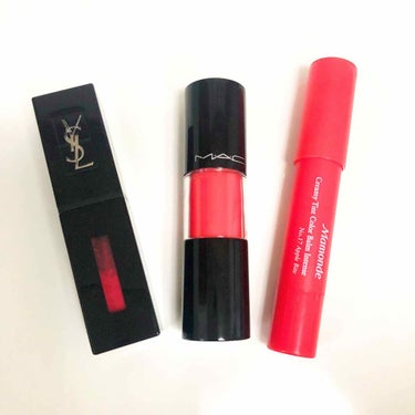 ブライトスプリングにおすすめのリップ💄(個人的)

1.YSL 
    VERNIS A LEVRES VINYL CREAM
    402 ルージュリミックス
      ✏️ピンクレッド 鮮明な