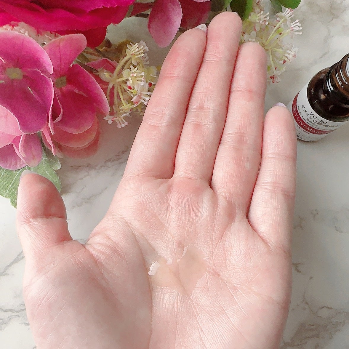 VC-20 ビタミンC誘導体/TUNEMAKERS/美容液を使ったクチコミ(2枚目)