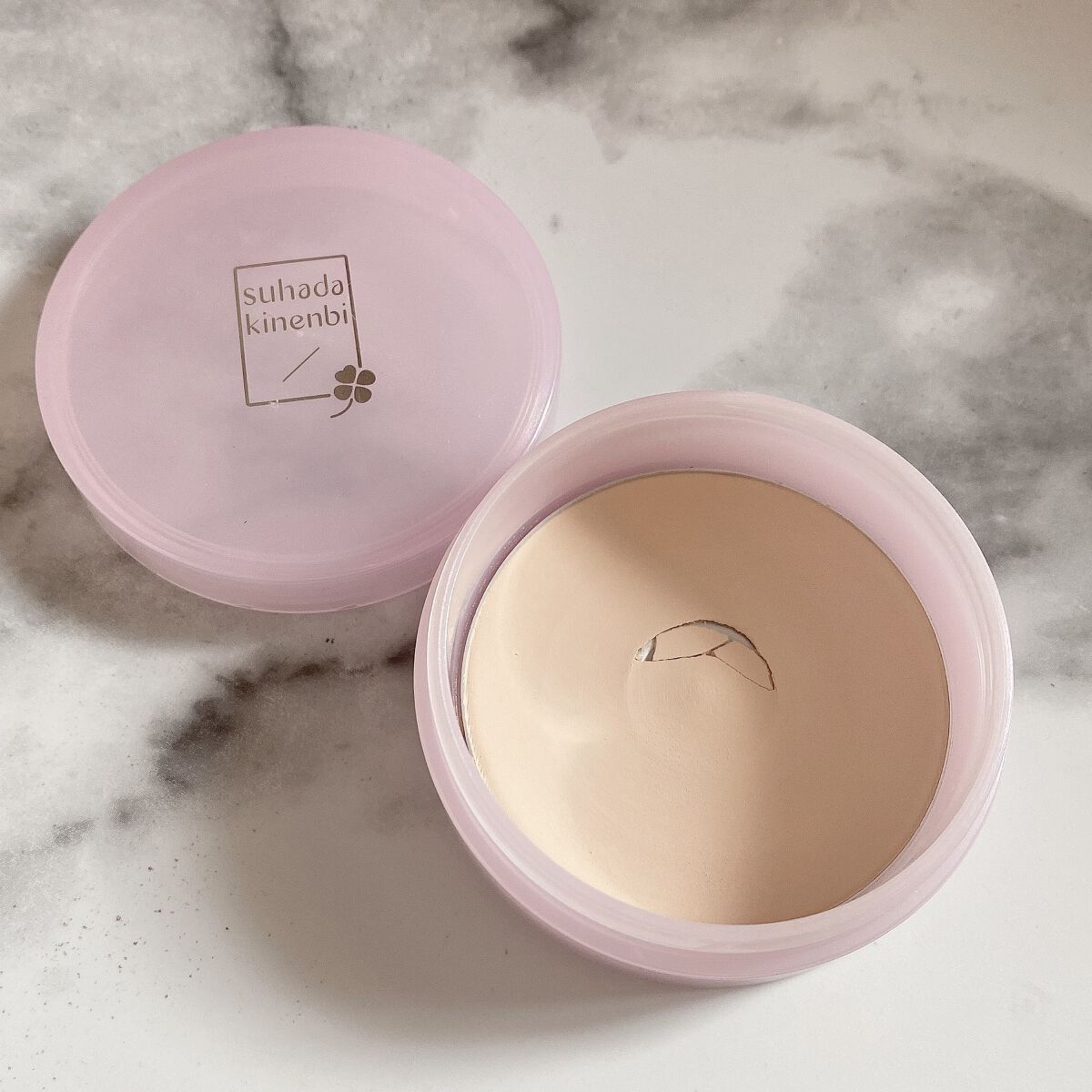 フェイクヌードパウダー 01 ライトベージュ/素肌記念日/プレストパウダーを使ったクチコミ（1枚目）