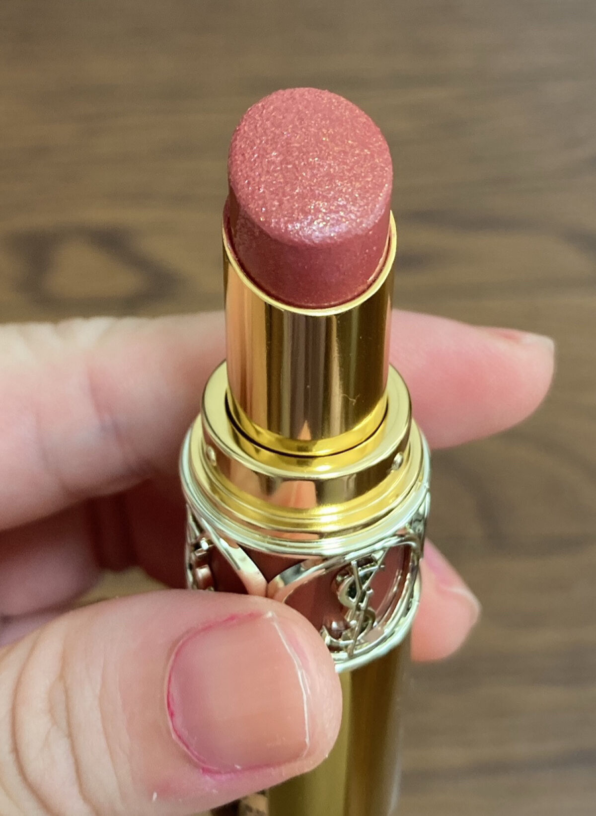 ルージュ ヴォリュプテ シャイン/YVES SAINT LAURENT BEAUTE/口紅を使ったクチコミ（2枚目）