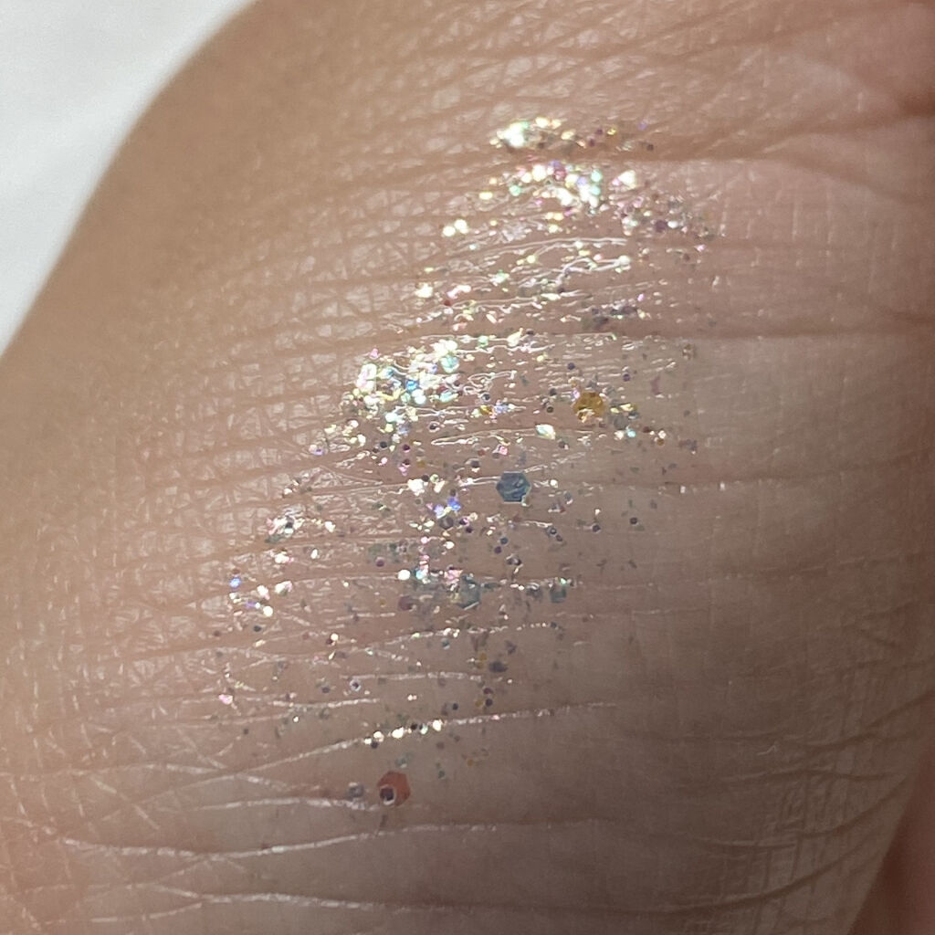 スピングリッターリキッドアイグロー/AMIOK/グリッターを使ったクチコミ（3枚目）