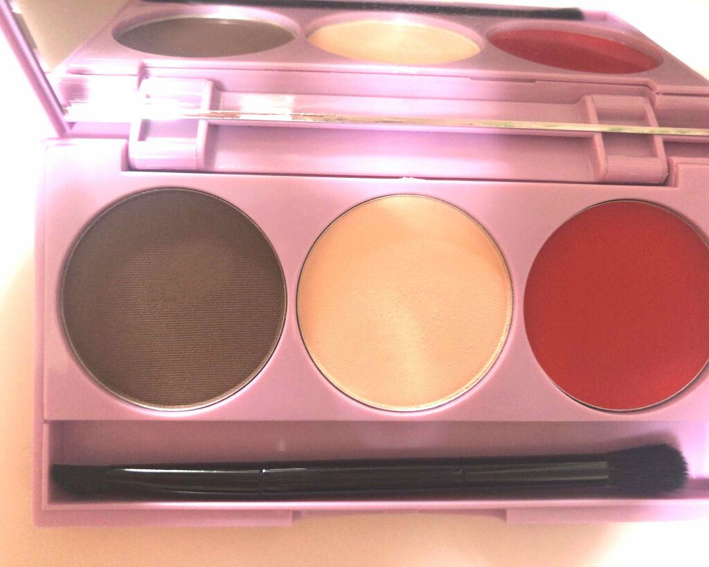 コンパクトマルチフルメイクパレット/CharMe/マルチパレットを使ったクチコミ（2枚目）