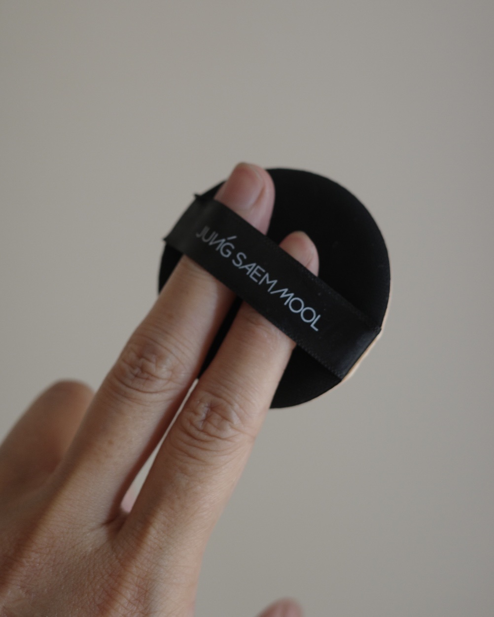 ジョンセンムル スキンヌーダーロングウェアクッション/JUNG SAEM MOOL/クッションファンデーションを使ったクチコミ（3枚目）