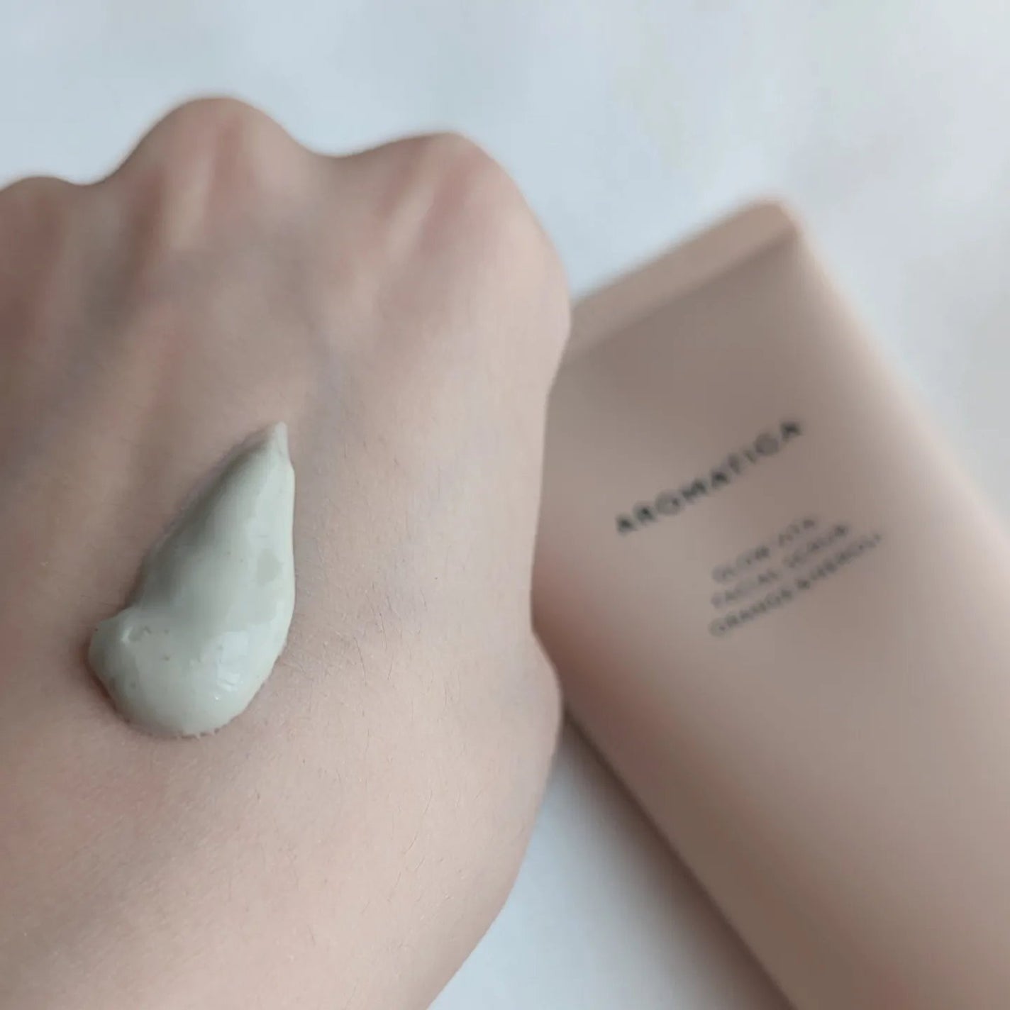 グロービタグットナイトクリーム/AROMATICA/フェイスクリームを使ったクチコミ(9枚目)