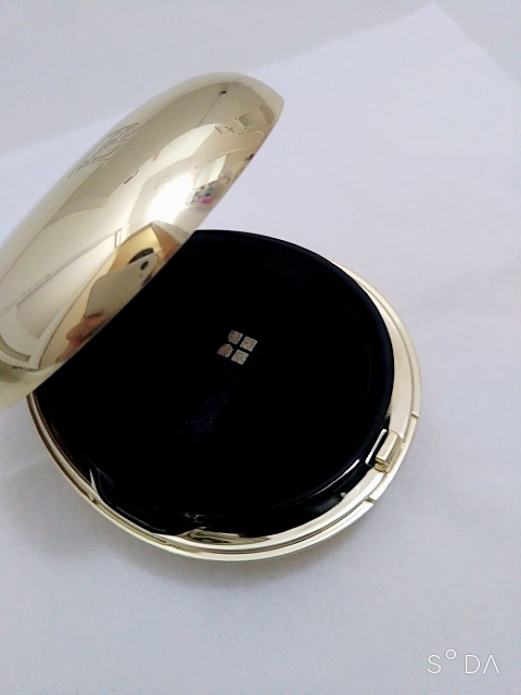 イオン デ クッション/UZU BY FLOWFUSHI/クッションファンデーションを使ったクチコミ（2枚目）