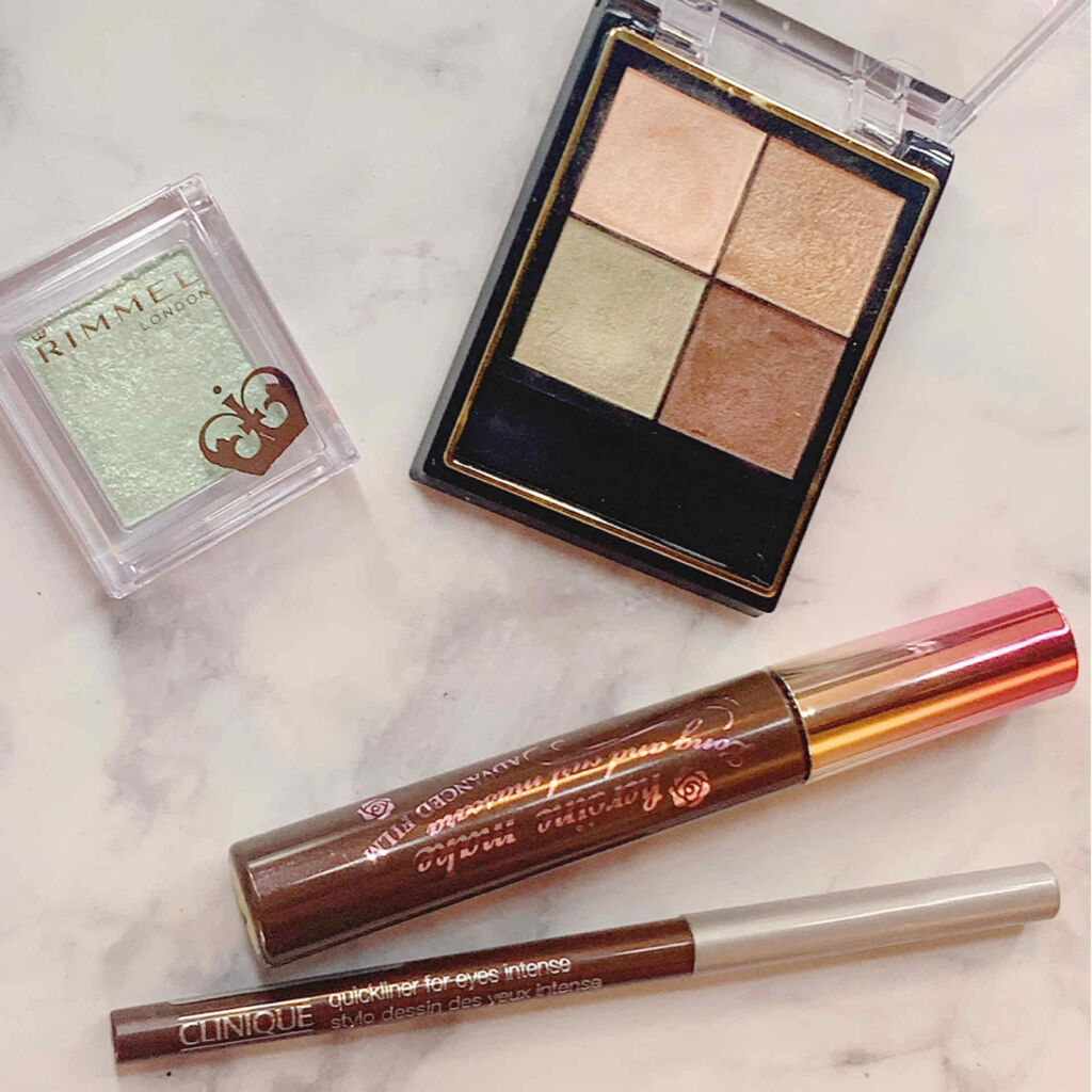 プリズム パウダーアイカラー/リンメル ロンドン/単色アイシャドウを使ったクチコミ（3枚目）