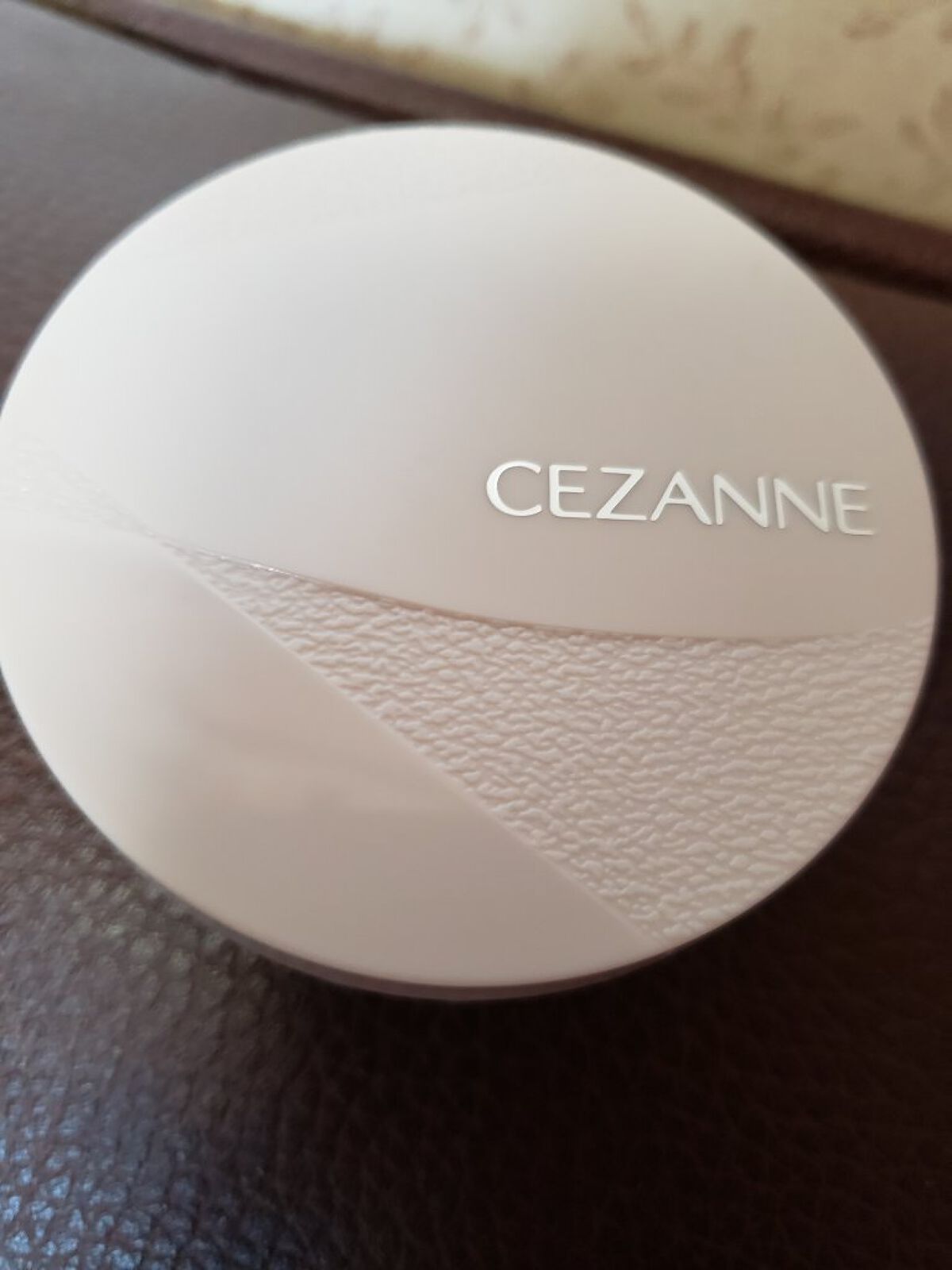 毛穴レスパウダー/CEZANNE/プレストパウダーを使ったクチコミ(1枚目)