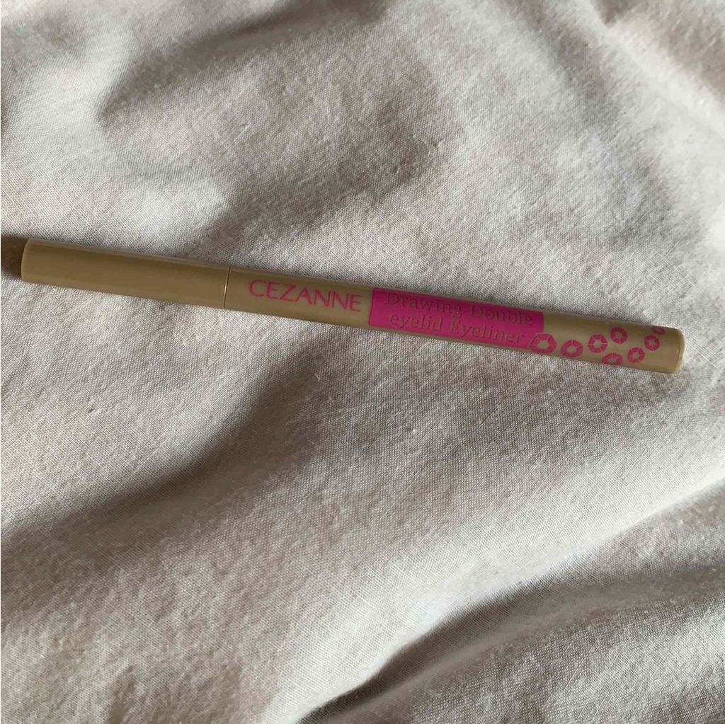 描くふたえアイライナー/CEZANNE/リキッドアイライナーを使ったクチコミ(1枚目)