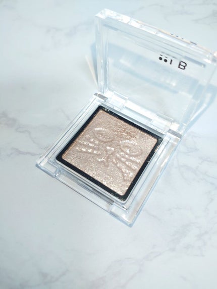 リュクスアイシャドウ/BOBBI BROWN/単色アイシャドウを使ったクチコミ(2枚目)