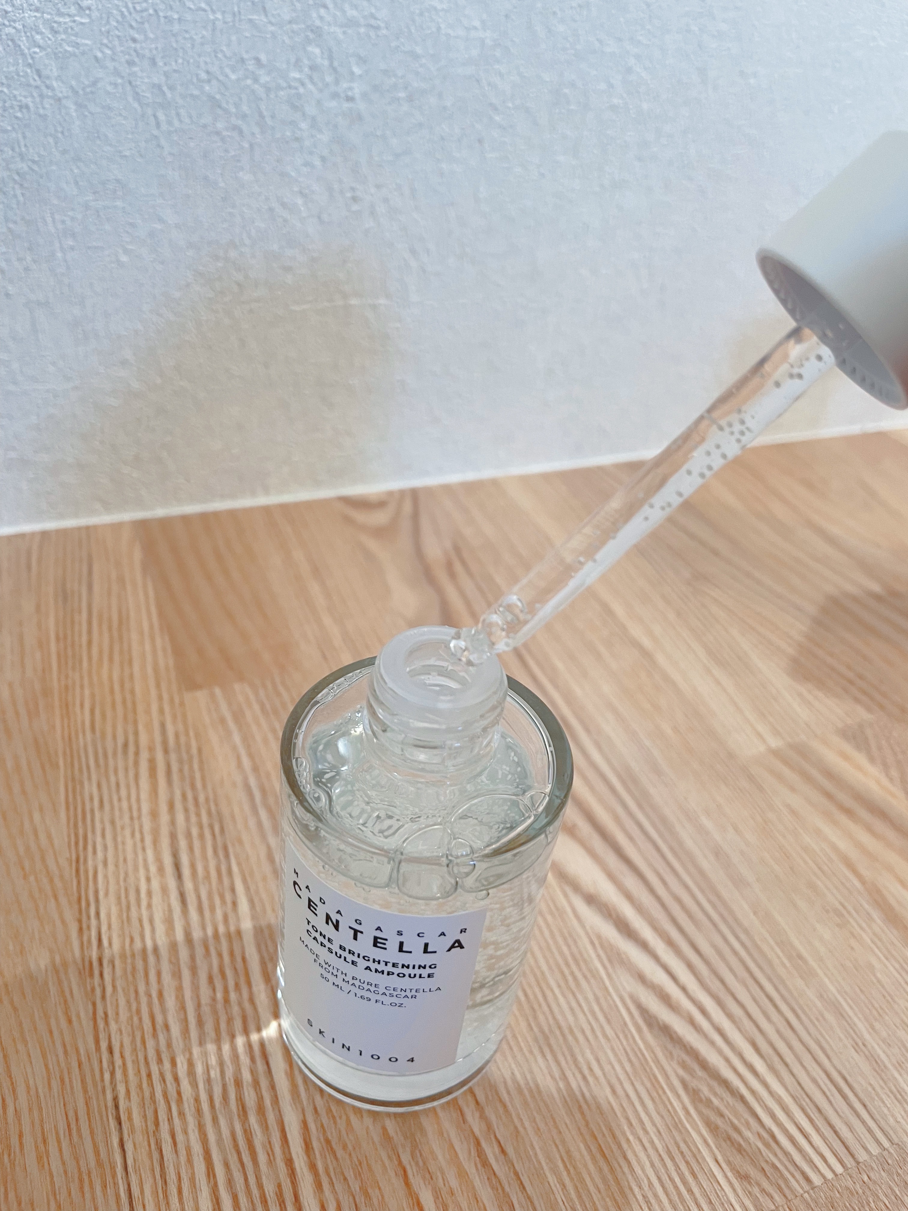 トーンブライトニング カプセルアンプル/SKIN1004/美容液を使ったクチコミ（2枚目）