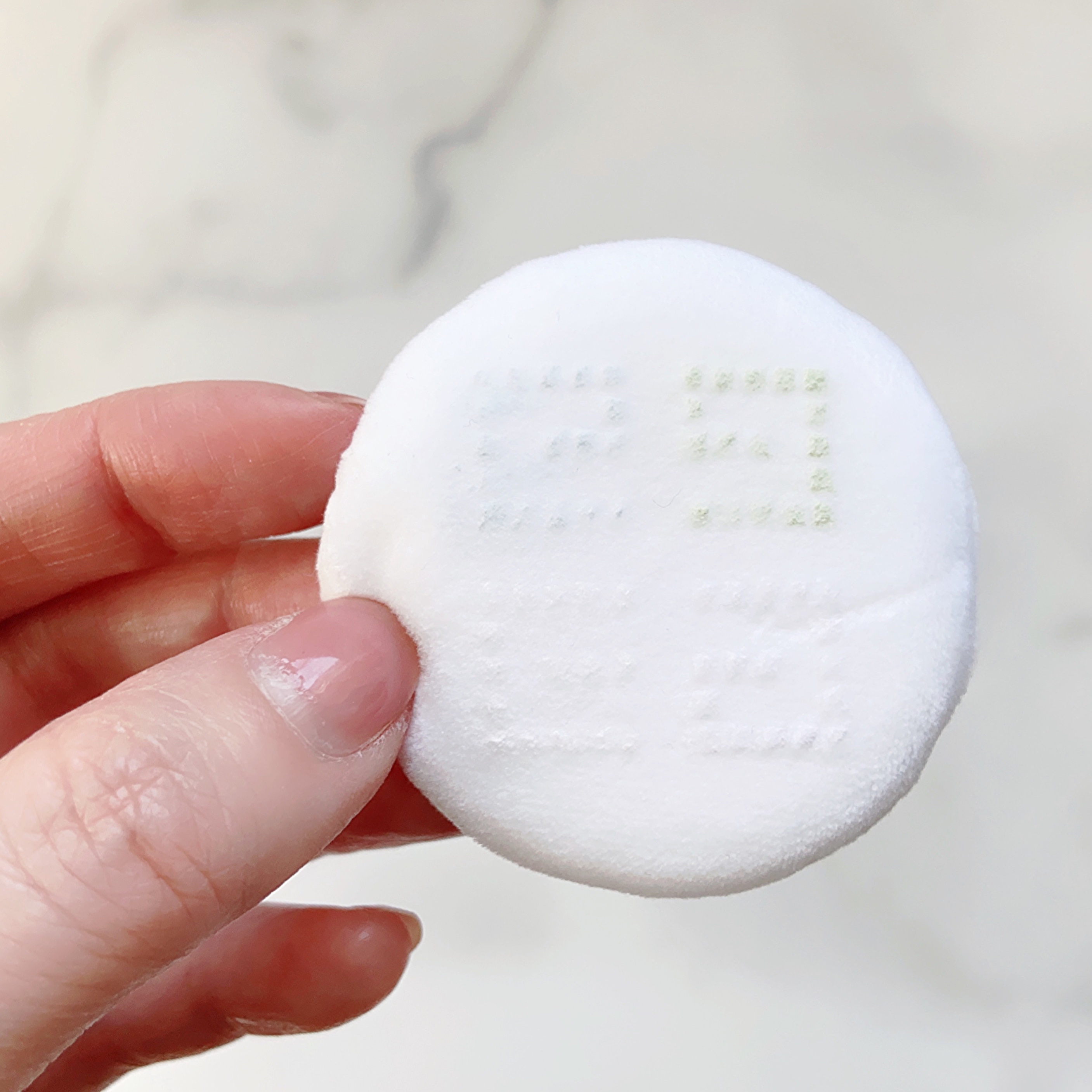 プリズム・リーブル/GIVENCHY/ルースパウダーを使ったクチコミ（3枚目）