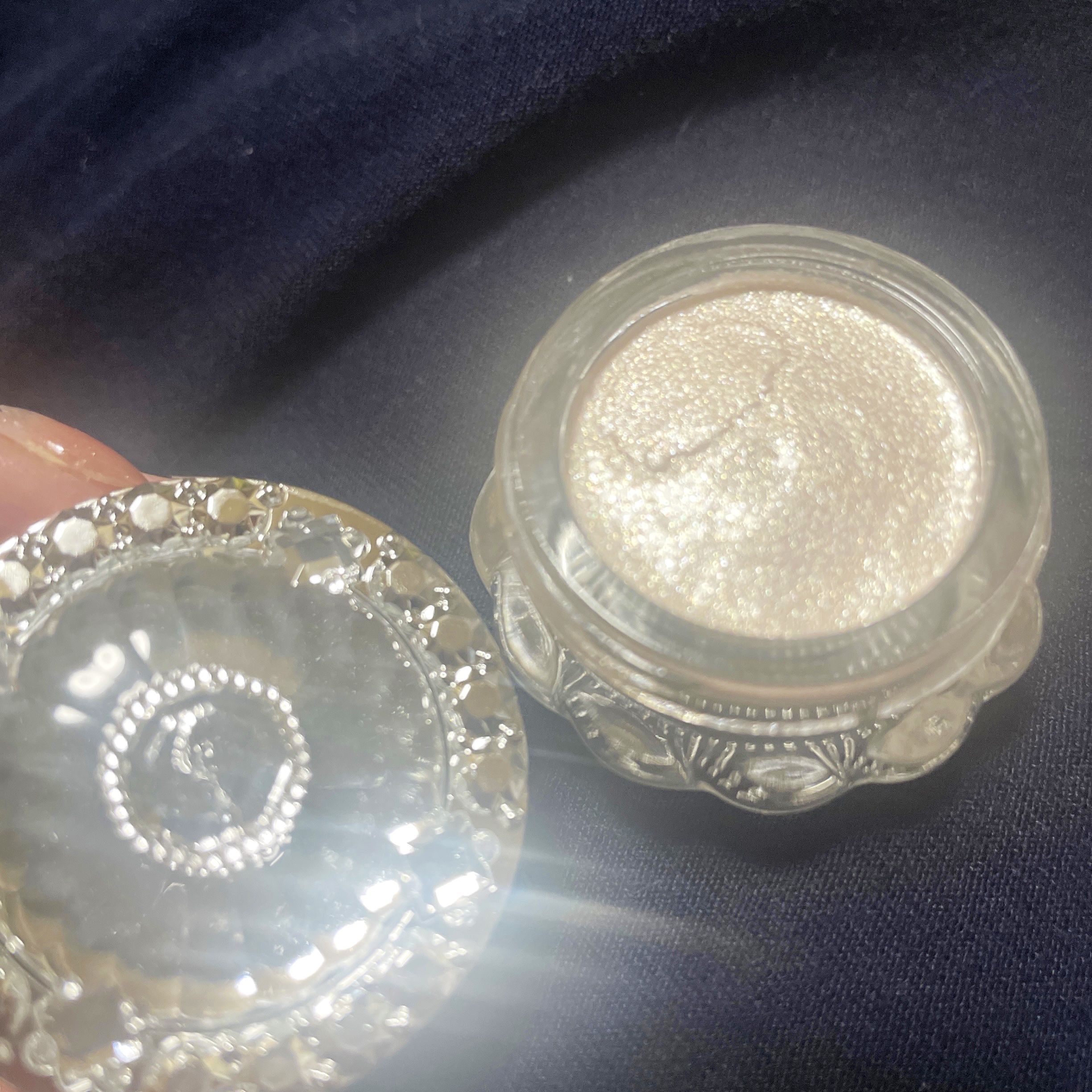 ジルスチュアート　エターナル アイビジュー 04 twinkle gold/JILL STUART/ジェル・クリームアイシャドウを使ったクチコミ（1枚目）