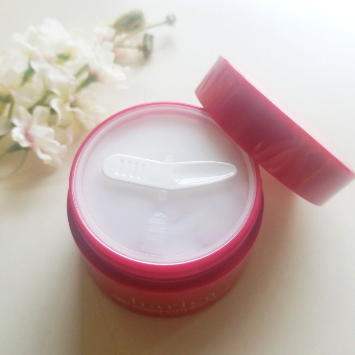 薬用リンクルホワイトモイスチャージェル/harica/オールインワン化粧品を使ったクチコミ(3枚目)