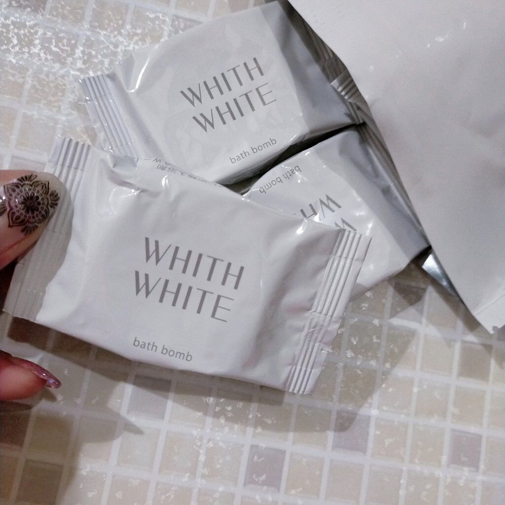 炭酸入浴剤/WHITH WHITE/炭酸系入浴剤を使ったクチコミ（1枚目）