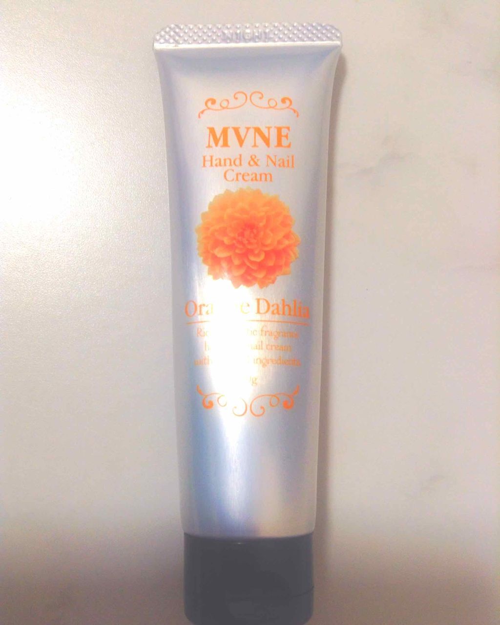 ハンド&ネイルクリーム WL(ホワイトリリー)/MVNE(ミューネ)/ハンドクリームを使ったクチコミ(1枚目)