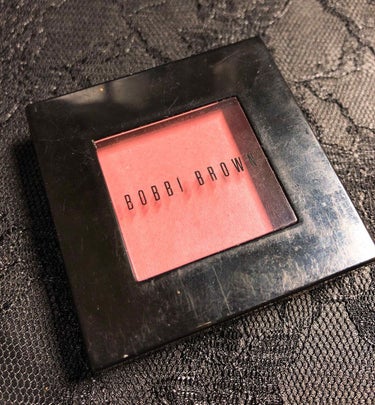 BOBBI BROWN ブラッシュのクチコミ「ボビイ ブラウン
ブラッシュ
01 サンドピンク


使い勝手が良く、肌馴染みが良いピンクなの.....」（1枚目）