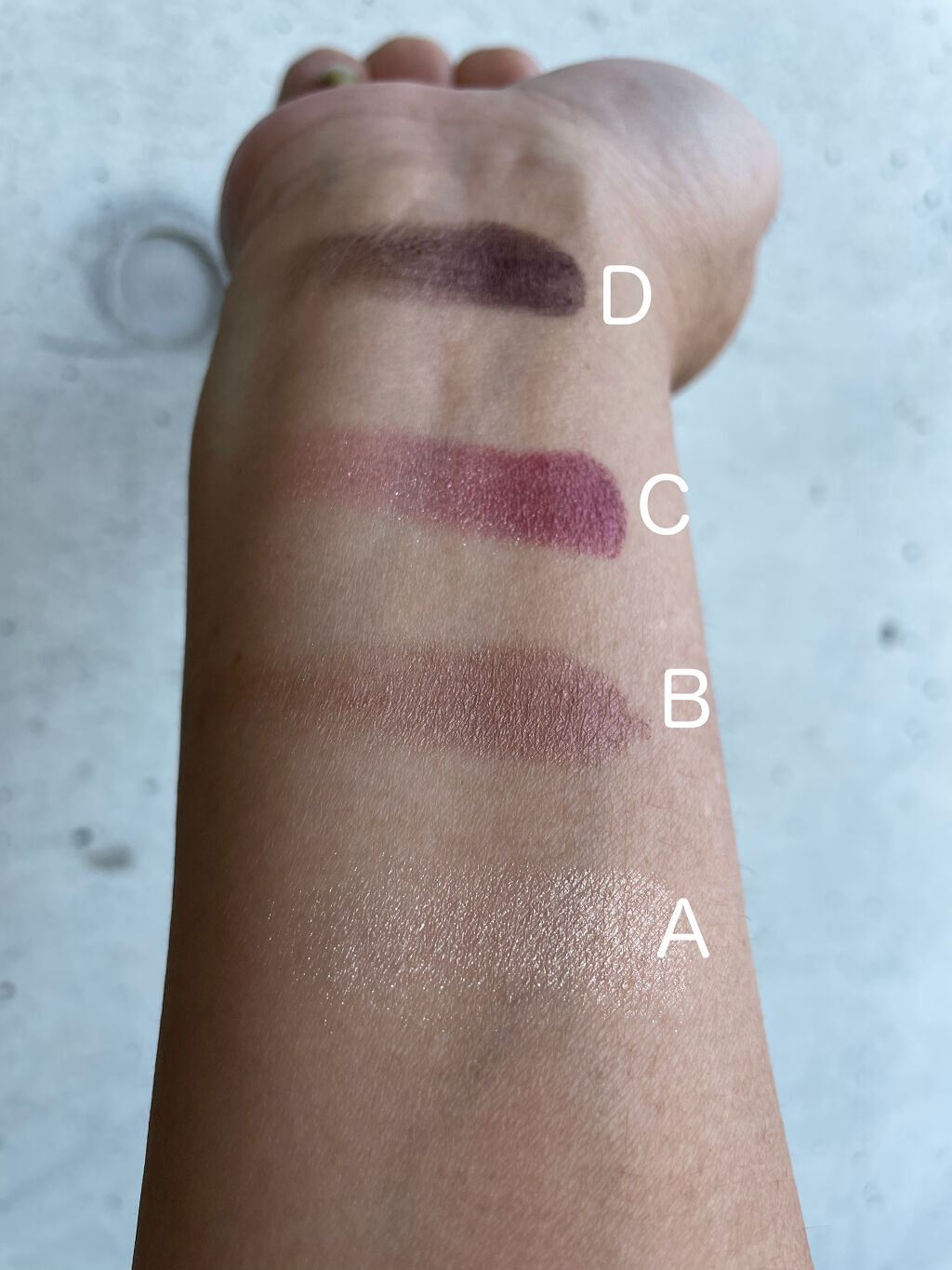 グロッシーリッチ アイズ N/Visée/アイシャドウパレットを使ったクチコミ（3枚目）