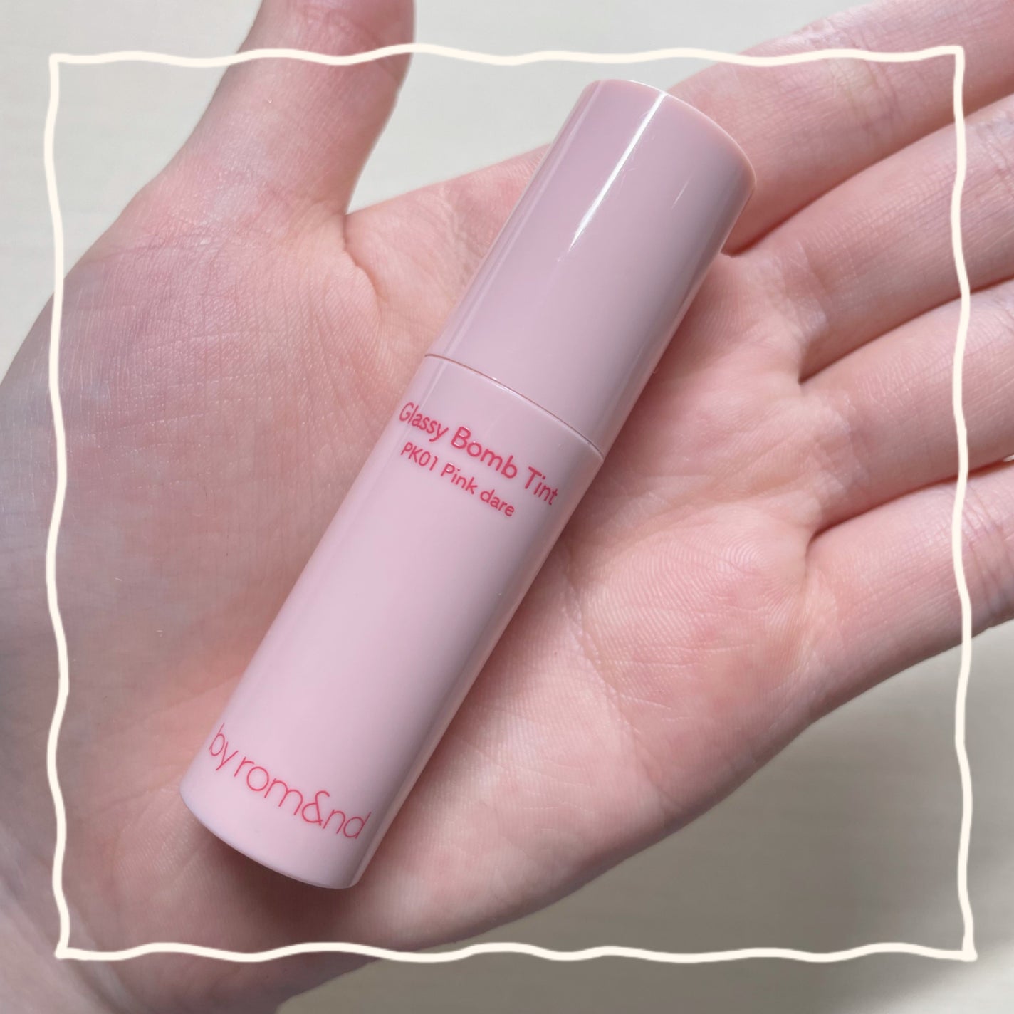 アンドバイロムアンド グラッシーボムティント/&nd by rom&nd/リップティントを使ったクチコミ(2枚目)