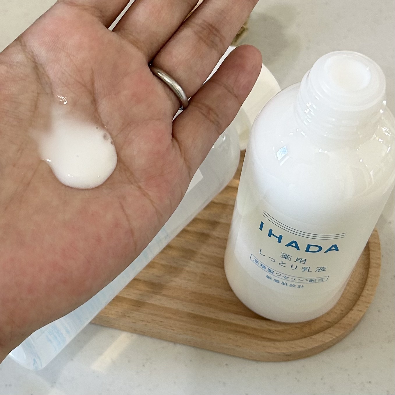 薬用ローション（しっとり）/IHADA/化粧水を使ったクチコミ（3枚目）