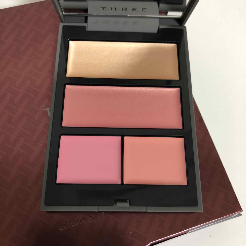 THREE シマリング グロー デュオ/THREE/クリームハイライトを使ったクチコミ(2枚目)