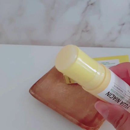 ゆずナイアシンダークスポットコレックティングスティック/SOME BY MI/美容液を使ったクチコミ(3枚目)