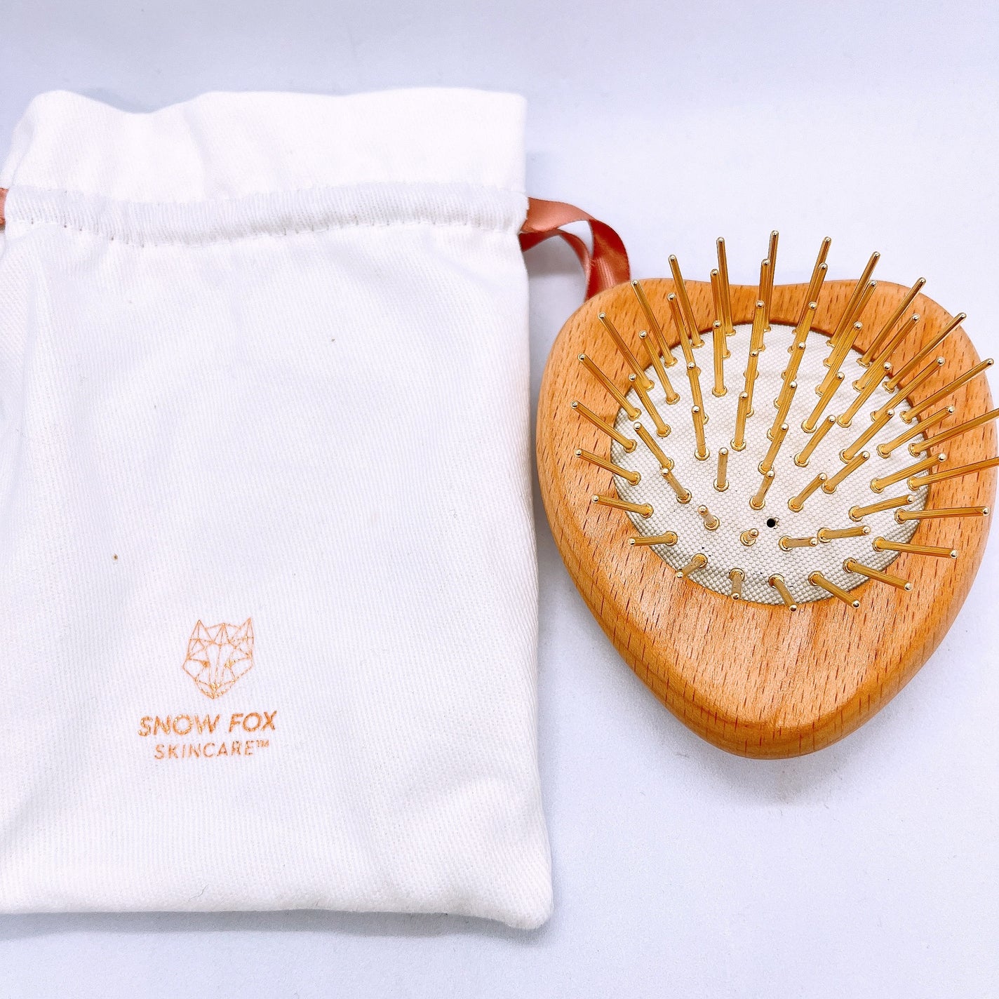 プレミアム FOX カッサ ウッド ミニハート ヘアブラシ/SNOW FOX SKINCARE/ヘアブラシを使ったクチコミ(1枚目)
